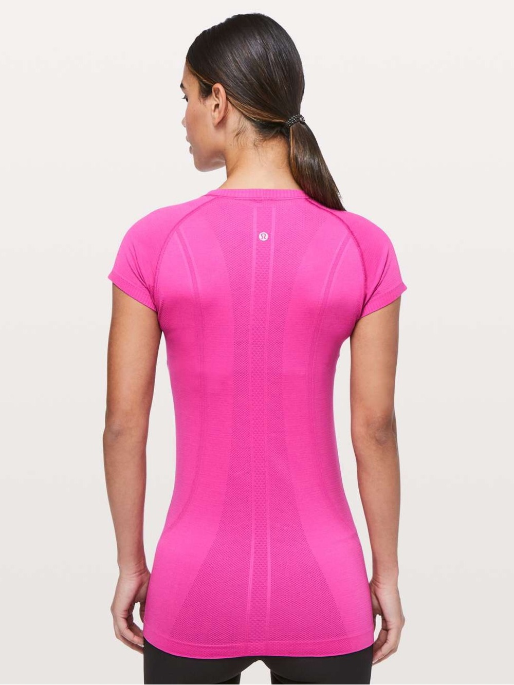 Lululemon Swiftly Tech Short Sleeve Crew Size 4